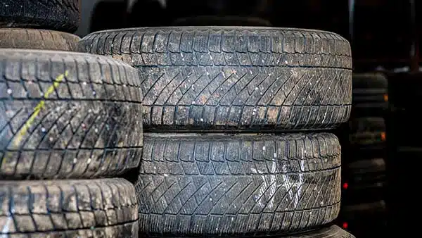From end-of-life tyre to door handle: Pyrum to recycle used tyres from Mercedes-Benz vehicles in future p two