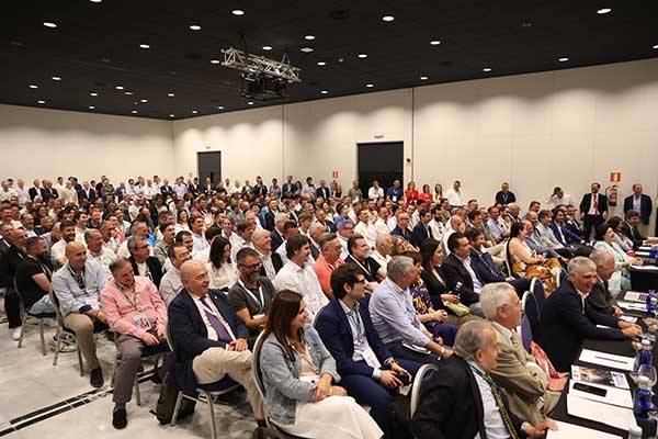 The 20th National Recovery and Recycling Congress reaches its largest participation in Marbella with over 500 delegates p two